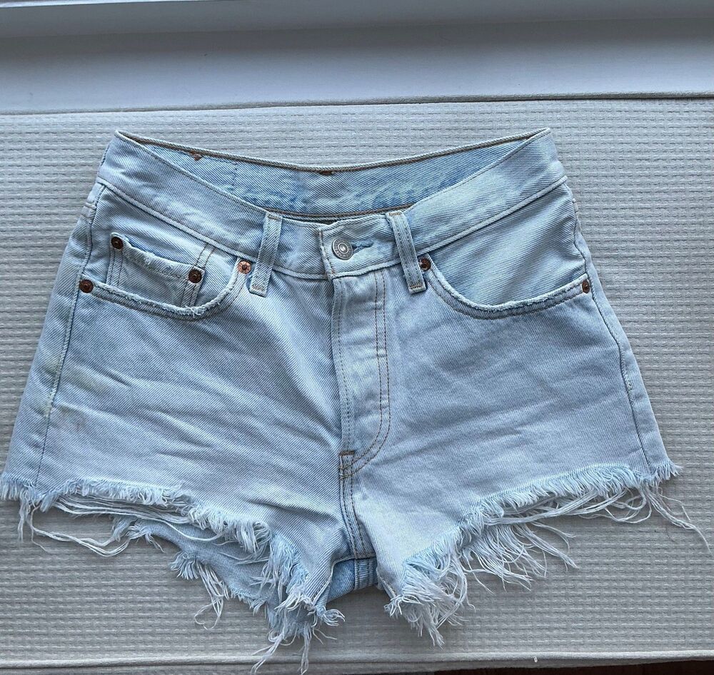 Levi’s 501 Original Cutoff Shorts Size 27 Light Wash Distressed Button Fly